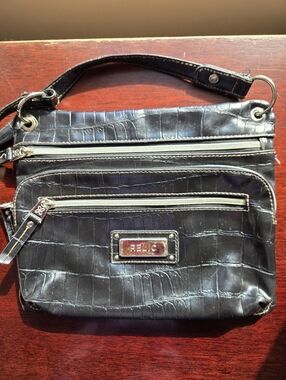 Relic by Fossil | Black Croc-Embossed Triple Zip Crossbody